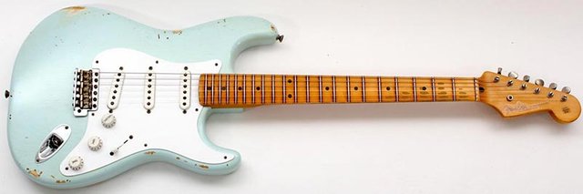 fender-custom-shop-1954-stratocaster-relic-sonic-blue-251269.jpg