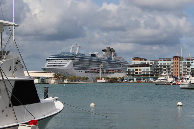 Sea-port-Aruba-cruise.jpg