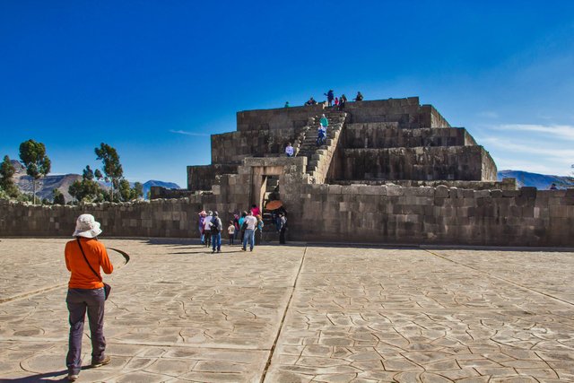 (Inka piramida ali ne iz Cahamarke)