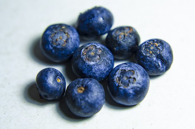 blueberries-1838747_1920.jpg