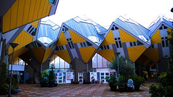Cubic-Houses-Netherlands.jpg