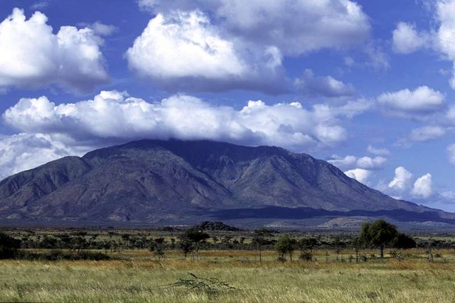 Mountain-Elgon-National-Park-Uganda.jpg
