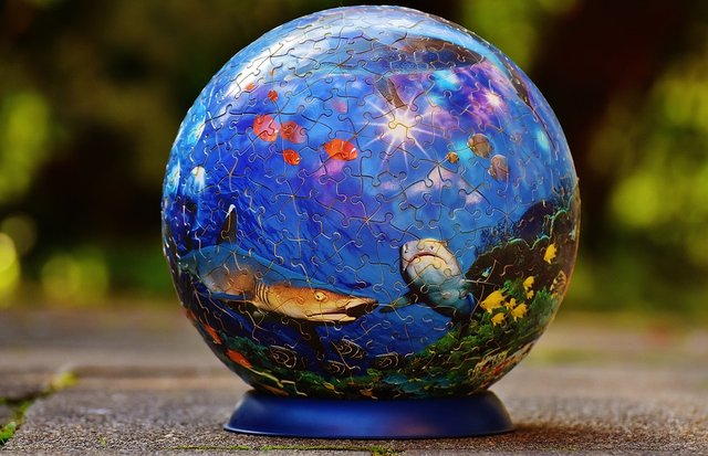 Play-Shark-Puzzle-Underwater-World-Fish-Puzzle-Ball-1728990.jpg