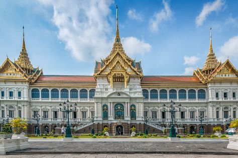 the-grand-palace-1587294139.jpg