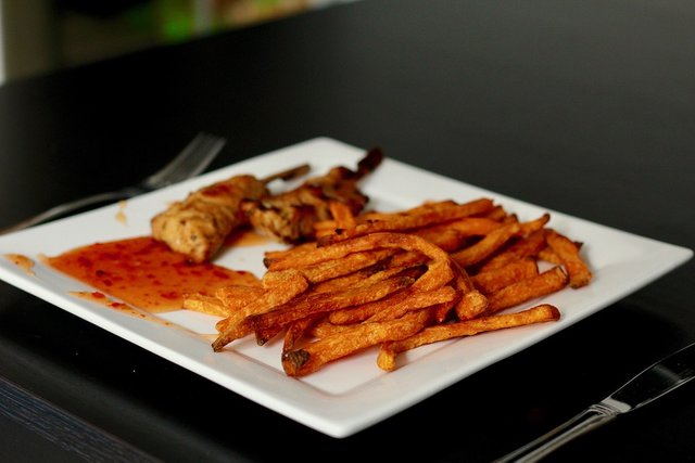 sweet-potato-fries-2385196_960_720.jpg