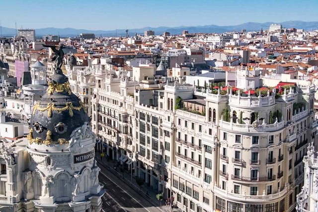 Circulos de Bellas Artes Rooftop Madrid.jpg