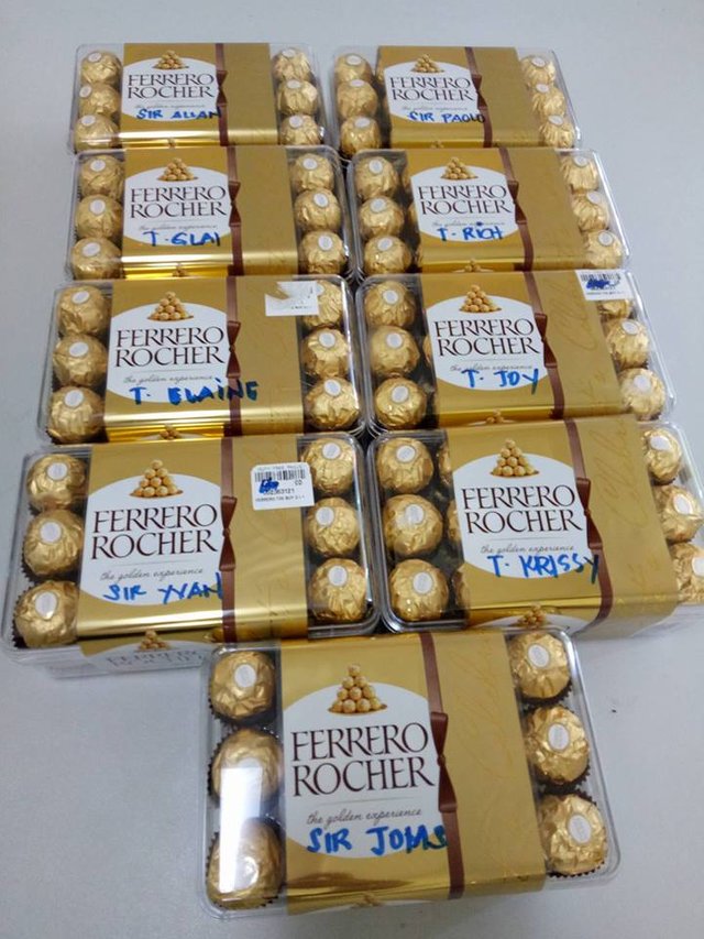 Many Ferrero2.jpg
