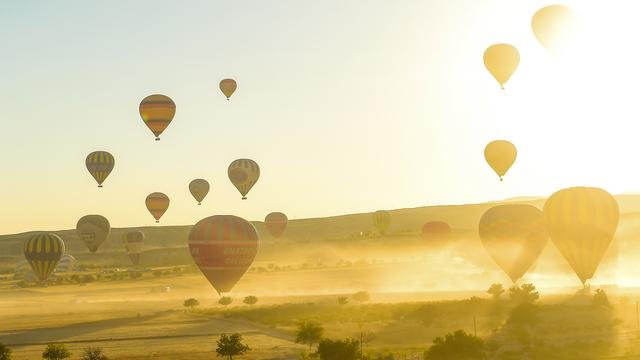 038291500_1504761403-20170907-Balon-Udara-Di-Turki-AFP1.jpg