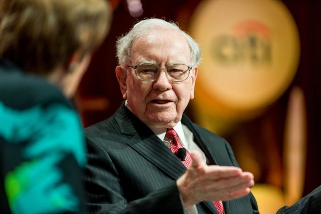 Warren-Buffett-768x511.jpg