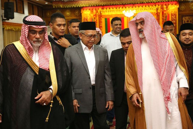 Gubernur-Jamu-makan-Malam-Dubes-Arab-Saudi-3.jpg