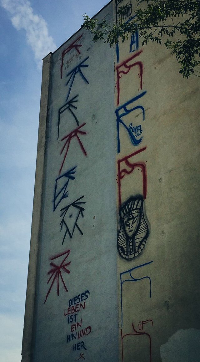 Berlin-Street-Art-and-Graffiti-6.jpg