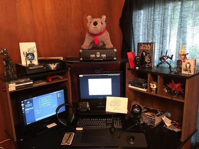 desk set-up.jpg