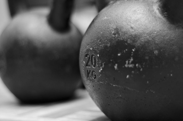 kettlebell-1045067_1920.jpg