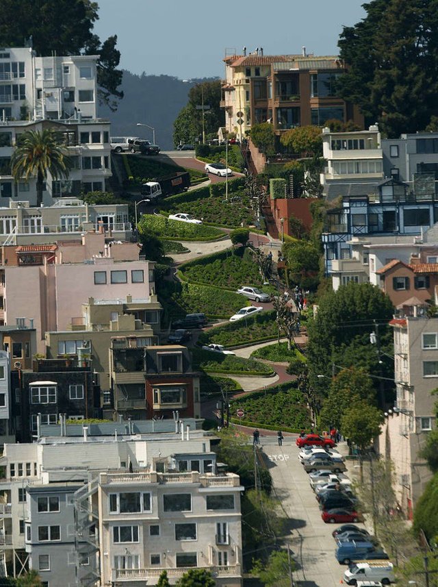 lombard_st_sf-765x1024.jpg