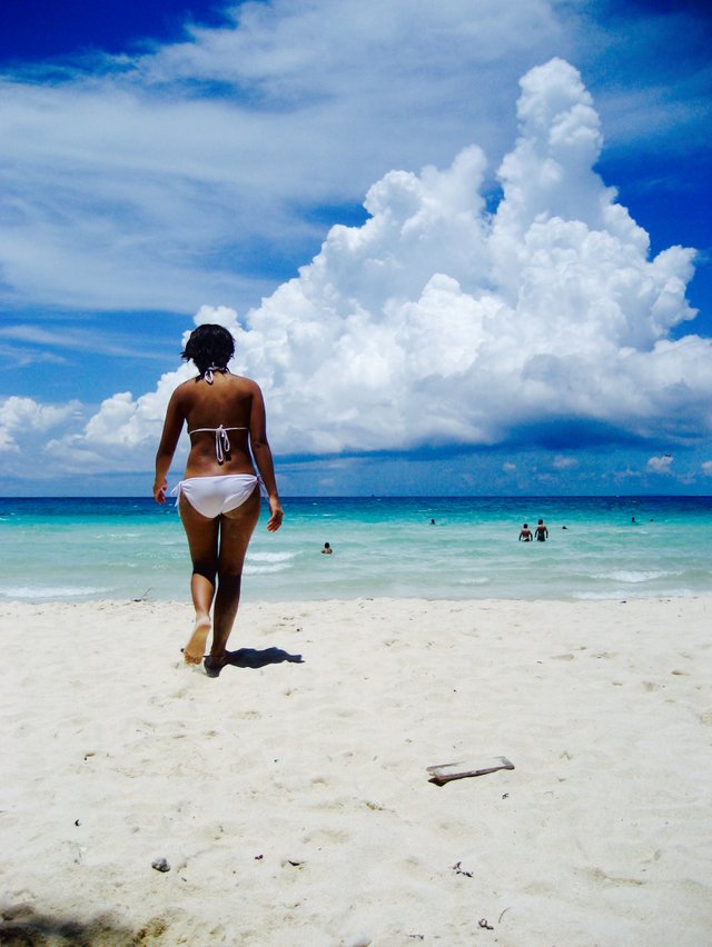 Boracay Beach 2007.jpg