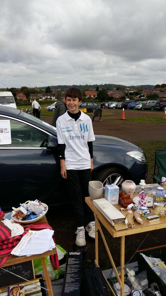 car boot picture 2.jpg