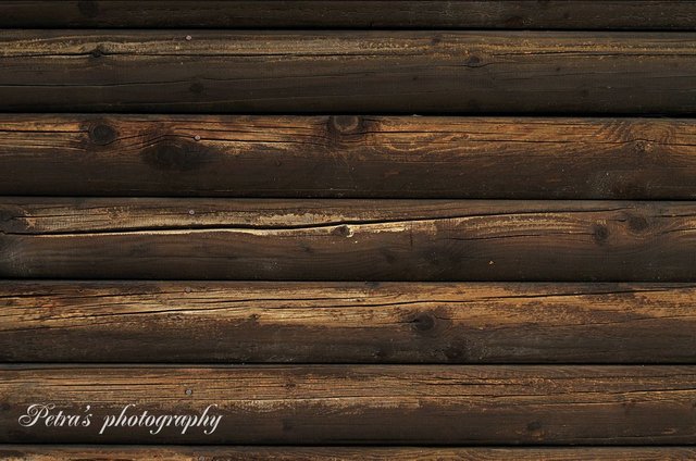 WoodBackground.jpg