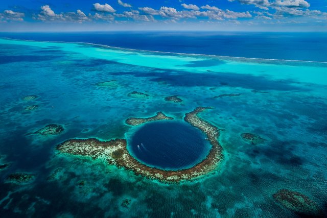 blue-hole-belize.jpg