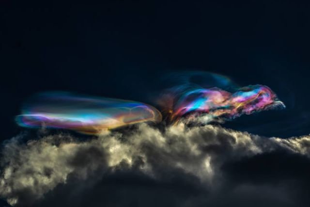 Polar stratospheric clouds  (4).jpg