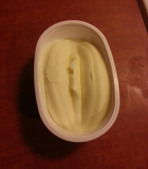 a100085_vagina-shape_5-butter.jpg