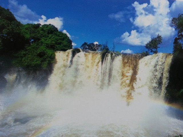 Mandraka Falls.jpg