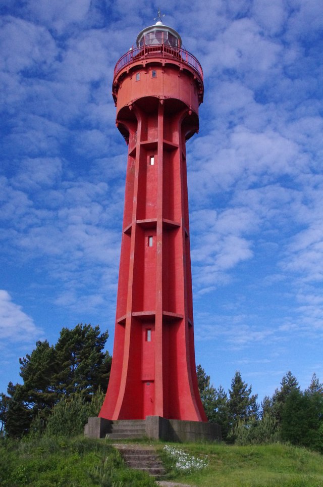 Ristna_lighthouse.jpg