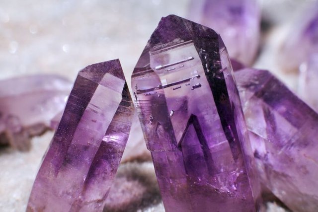 gi-amethyst-points-56afb77a5f9b58b7d01c2fb5.jpg