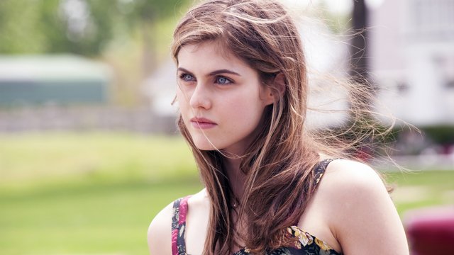 alexandra_daddario_new-3840x2160.jpg