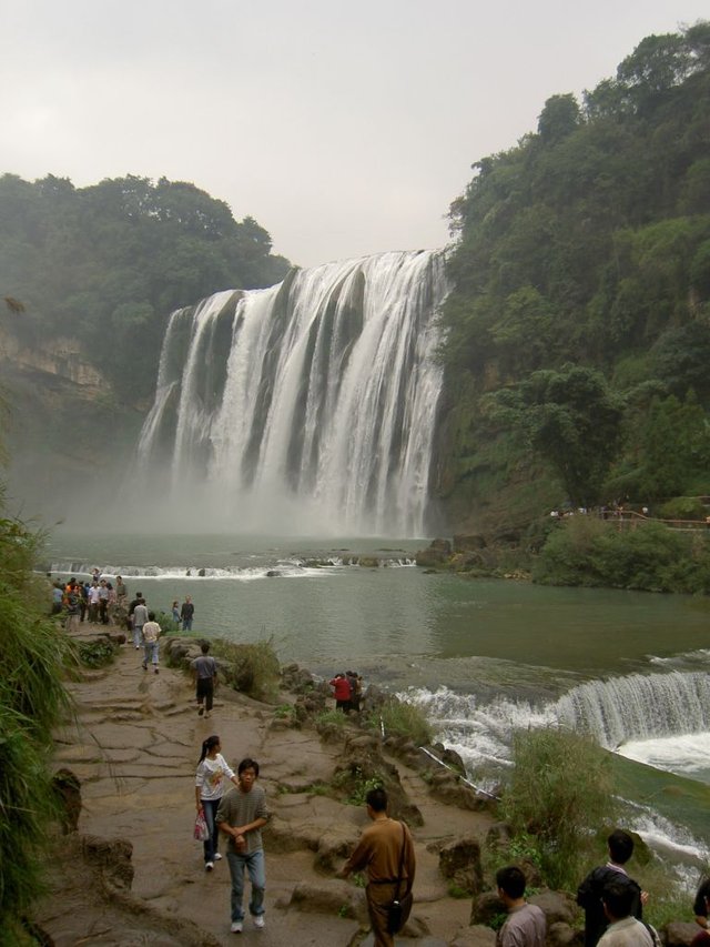 Huangguoshu_Falls_黃果樹大瀑布.jpg