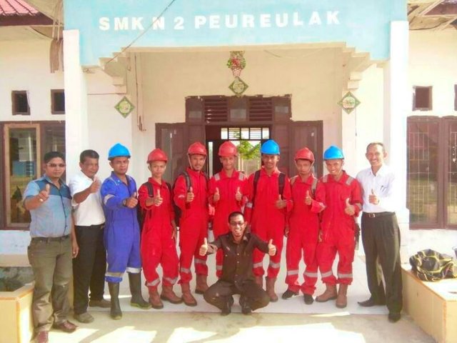 SMKN 2 Peureulak.jpg