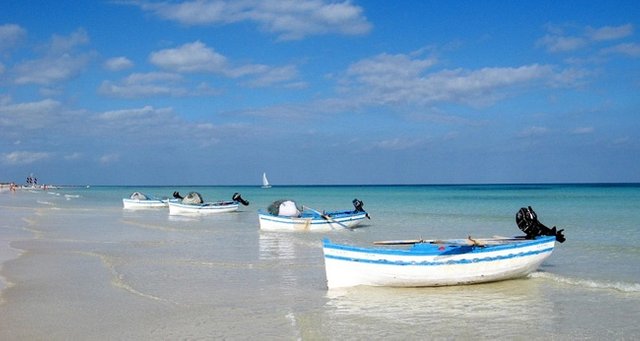 1024x768_Tunisia-best-beach_1476800101.jpg