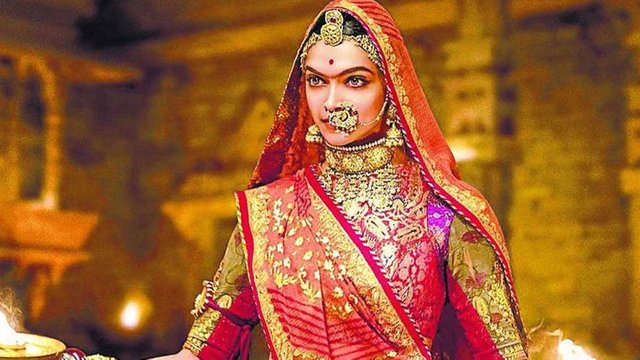 651842-deepika-padmavati-new.jpg