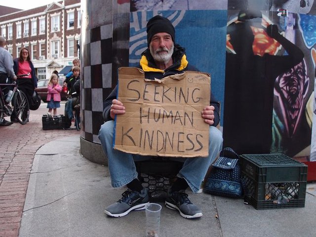 2985fb7443b1c1edf3012c9ef88f7181--homeless-people-hand-painted-signs.jpg