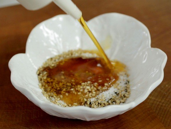 sesame-dipping-590x446.jpg