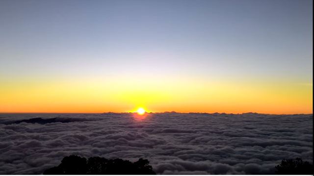 matahari awan 2.png