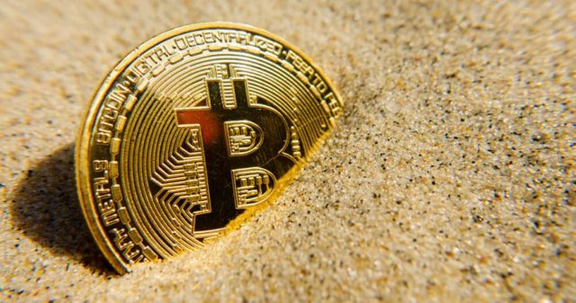 Bitcoin-sand-760x400.jpg