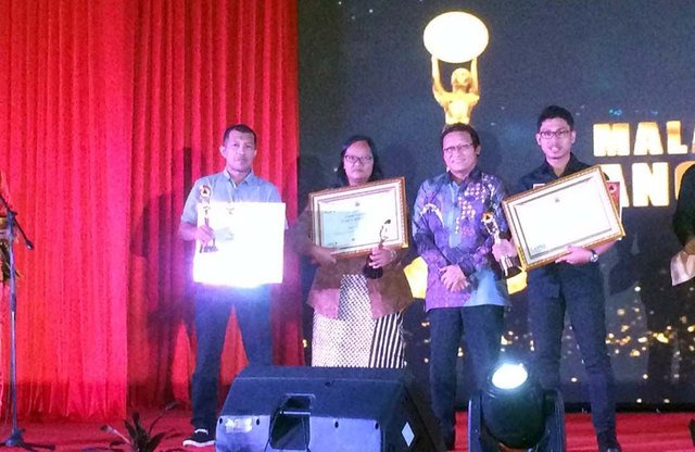 Manado_tangguh Award.jpg