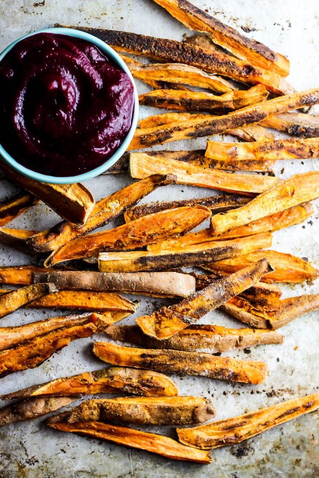 crispy-sweet-potato-fries-with-beet-ketchup-pompeian-easy-healthy-dinner-vegan-gluten-free-3.jpg