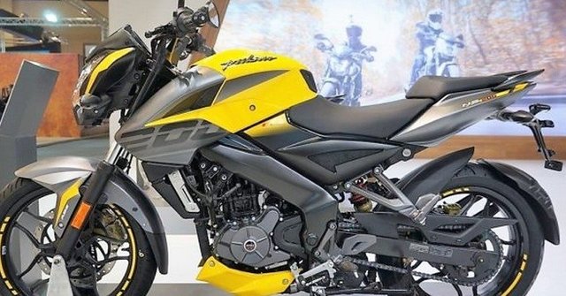 Yellow-Bajaj-Pulsar-NS200.jpg