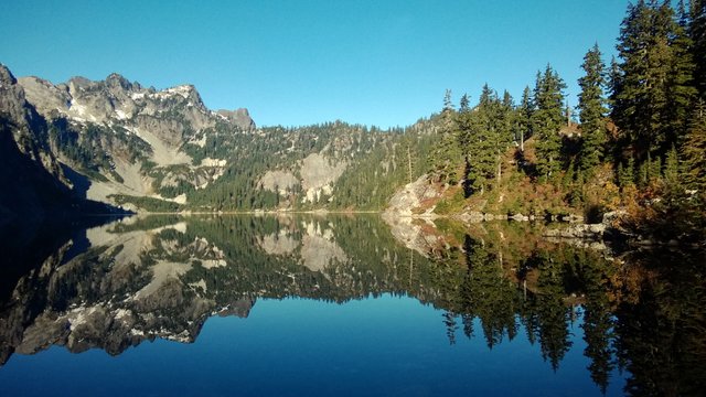 Snow Lake Reflection.jpg