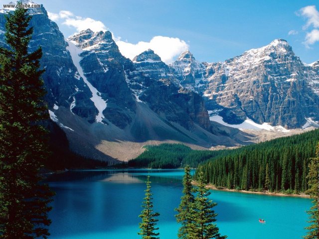 Moraine_Lake_Banff_National_Park_Canada_1440x1080.jpg