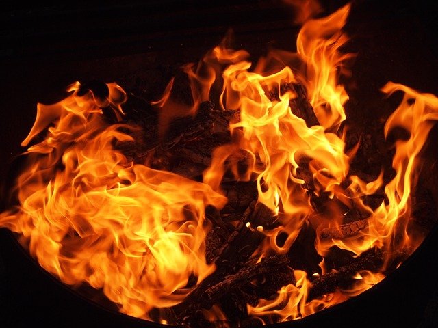 fire-2728733_640.jpg