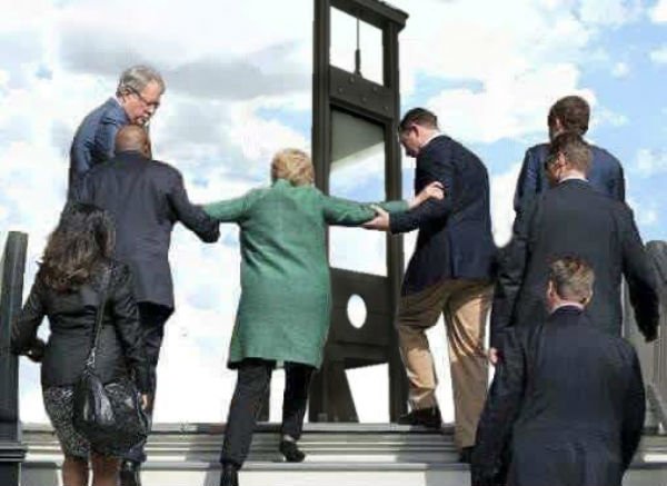 hillary-steps-guillotine-green-CDP.jpg