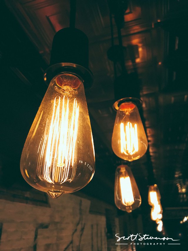 Lightbulbs-1.jpg