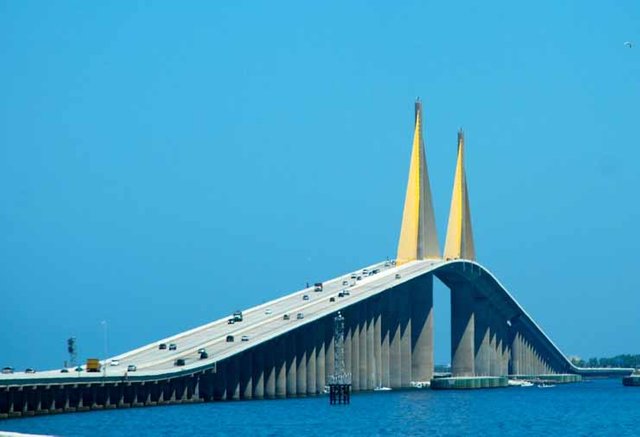 8.-Sunshine-Skyway-Bridge-Florida..jpg