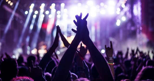 Concert-spotlight-760x400 (1).jpg