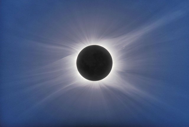 Totality2010-S&T-DennisDiCicco.jpg