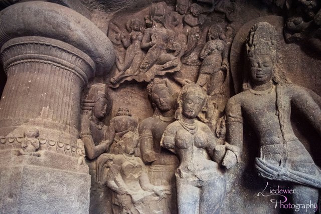 elephanta caves mumbai.jpg