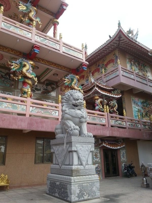 Chinese Shrine12.jpg