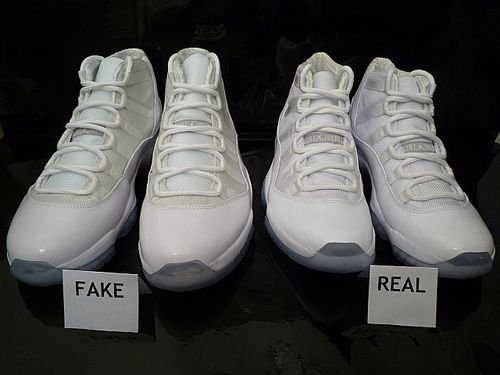 Air-Jordan-XI-11-25th-Anniversary-Real-vs-Fake-Comparison.jpg